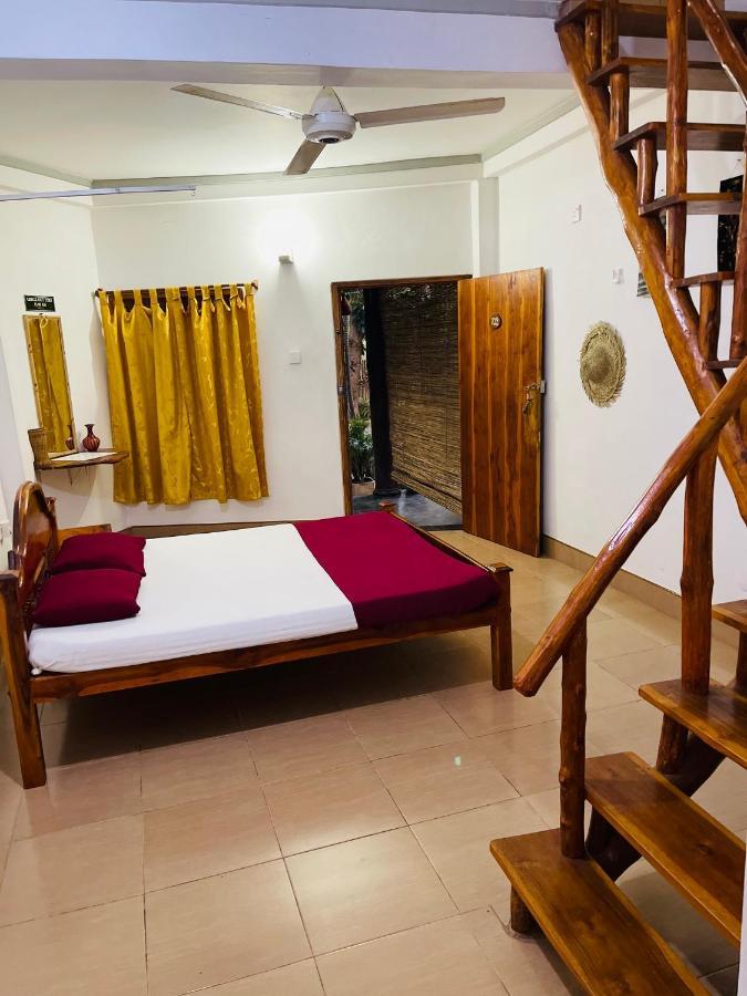 New Roy Guest House Kalkudah  Exteriör bild