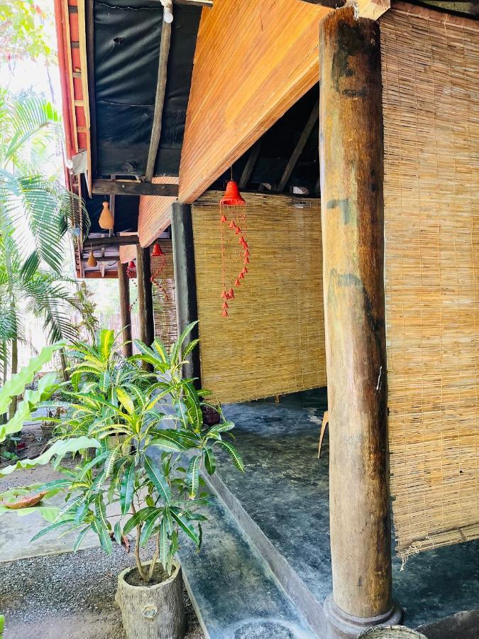 New Roy Guest House Kalkudah  Exteriör bild