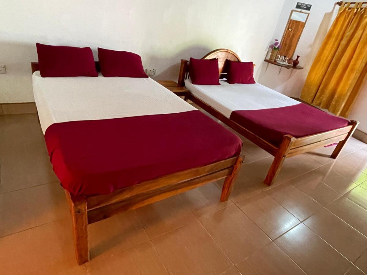 New Roy Guest House Kalkudah  Exteriör bild