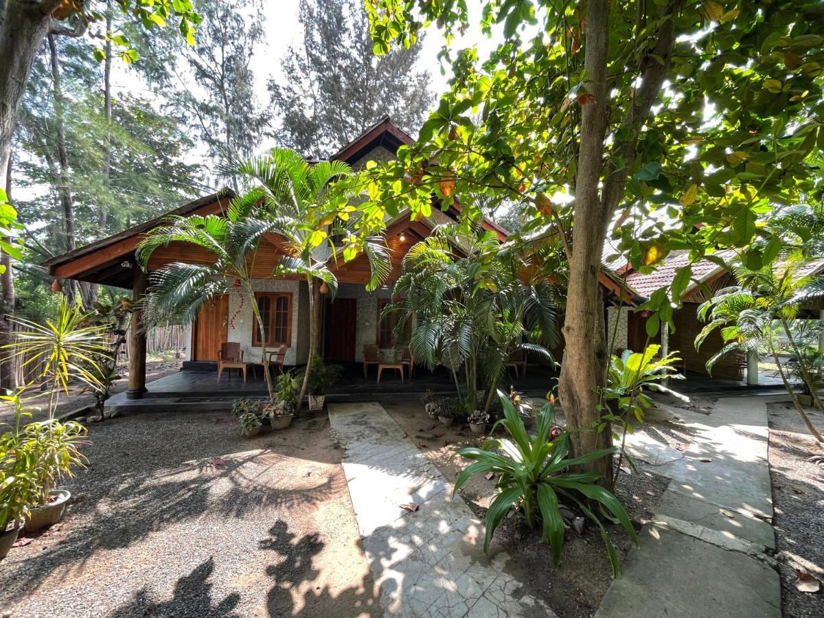 New Roy Guest House Kalkudah  Exteriör bild